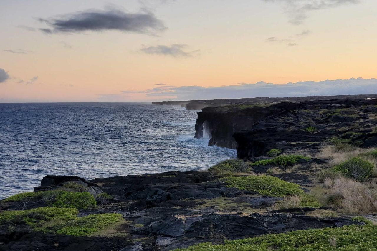The Aloha Green House Retreat With Ocean Views! Naalehu Buitenkant foto