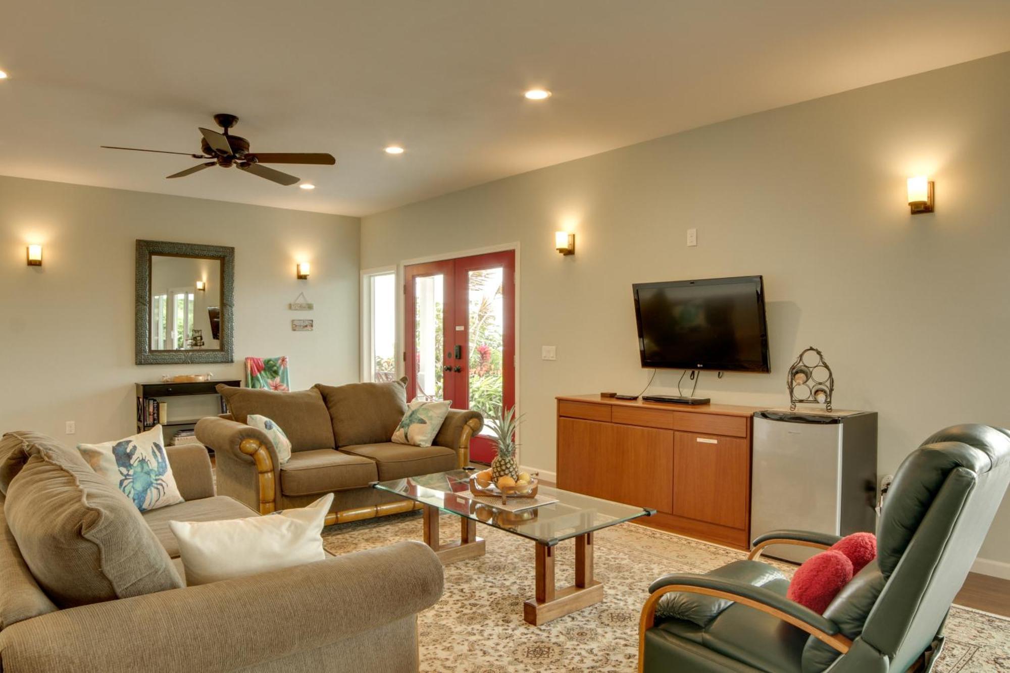 The Aloha Green House Retreat With Ocean Views! Naalehu Buitenkant foto