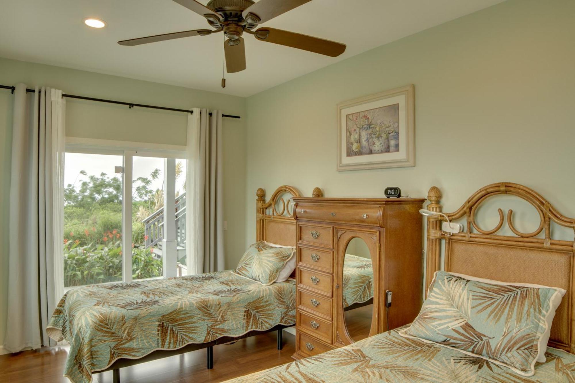 The Aloha Green House Retreat With Ocean Views! Naalehu Buitenkant foto